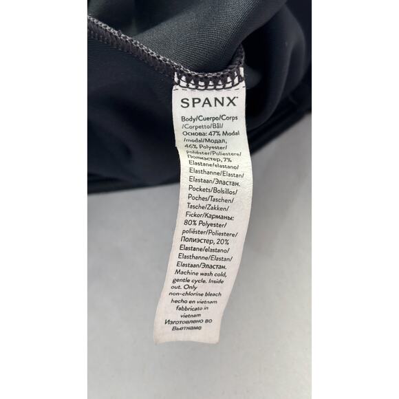 Spanx AirEssentials Cap Sleeve Cinched Jumpsuit Womens Size Large Black - Picture 11 of 11